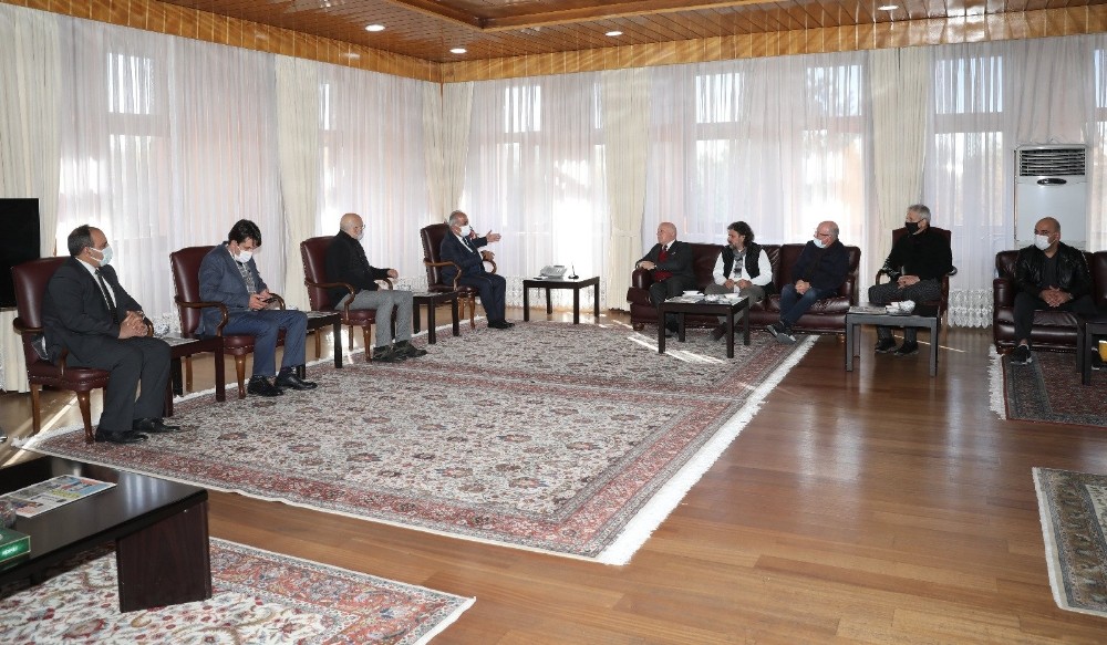 Rektör Çomaklı, Erzurum’a yatırım yapacak işadamlarını ağırladı