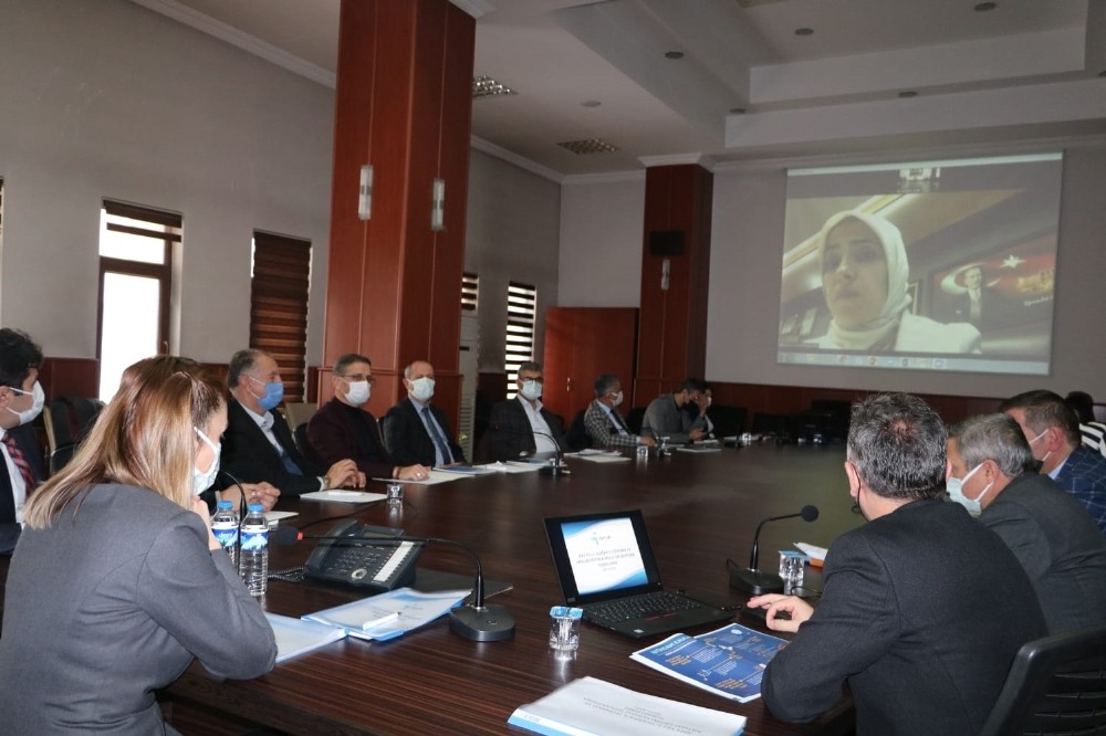 Erzurum’da 2021 yılı 1. Olağan İl İstihdam ve Mesleki Eğitim Kurulu Toplantısı yapıldı
