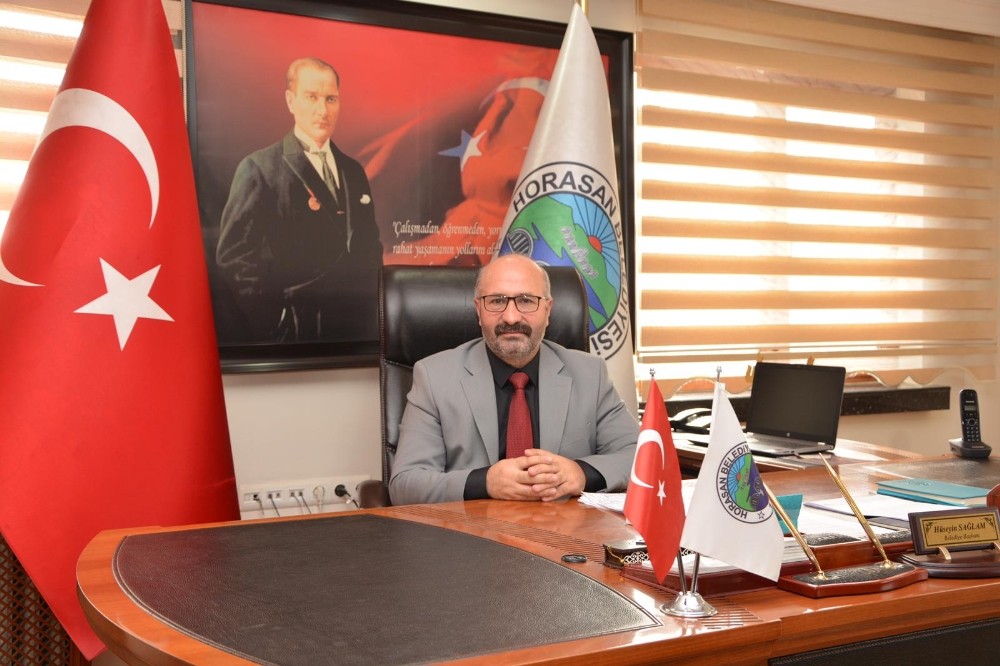 Horasan Belediye Başkanı Hüseyin Sağlam’dan “8 Mart Dünya Kadınlar Günü” kutlama mesajı