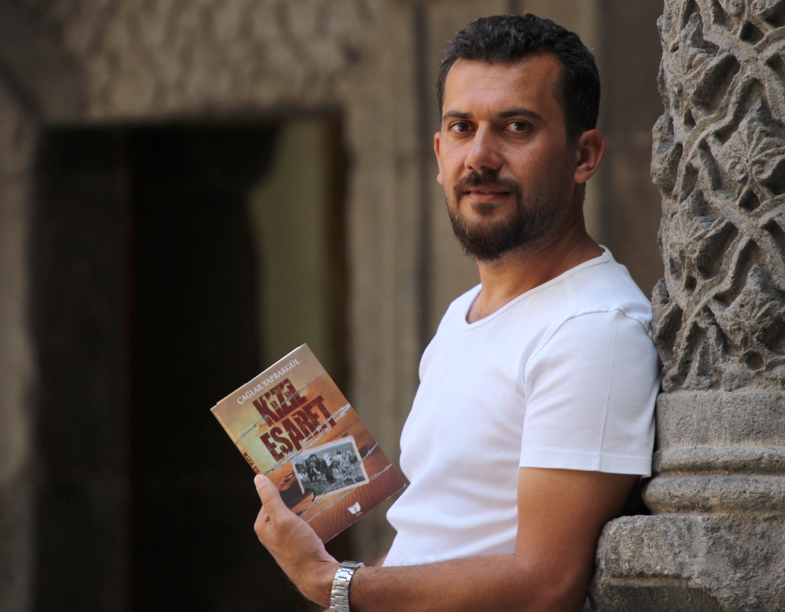 Sözde ermeni soykırımının gerçek yüzünü anlatan roman “kızıl esaret” yoğun ilgi gördü