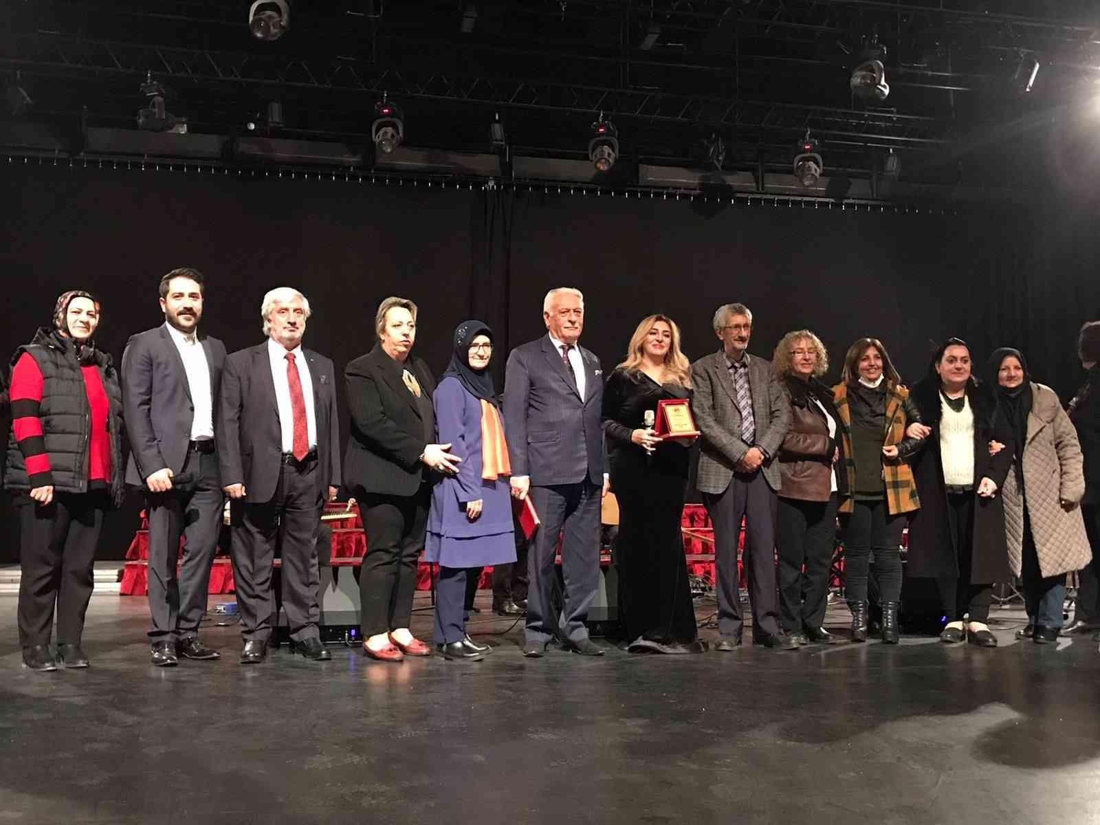 Erzurum’da “Şiddete Karşı Sanat” programı düzenlendi